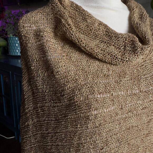 Chico's Gold Metallic Shimmer Poncho, Womens Shawl - Picture 3 of 5